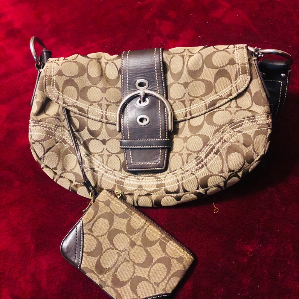 Coach Hobo‼️AUTHENTIC ‼️